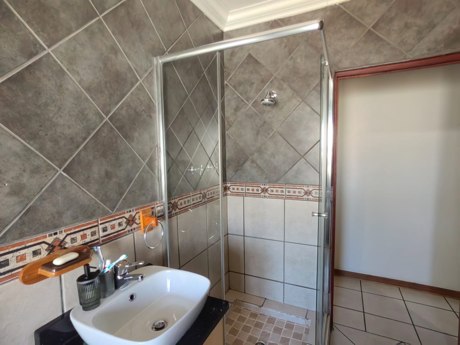 4 Bedroom Property for Sale in Vaal de Grace Nature Estate Free State